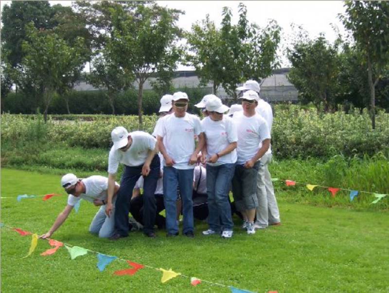 “挑戰(zhàn)自我、熔煉團(tuán)隊(duì)”拓展訓(xùn)練活動(dòng)(圖3)