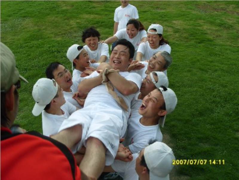 “挑戰(zhàn)自我、熔煉團(tuán)隊(duì)”拓展訓(xùn)練活動(dòng)(圖8)